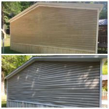 Vinyl Siding & Wood Porch Cleaning in Duncanville, AL 3