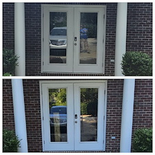 Remarkable-Window-Cleaning-In-Tuscaloosa-AL 4